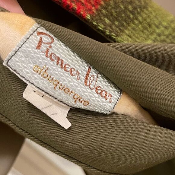 Vintage Pioneer Wear Reversible All Weather Plaid Wool Poncho with Hood - Picture 14 of 16